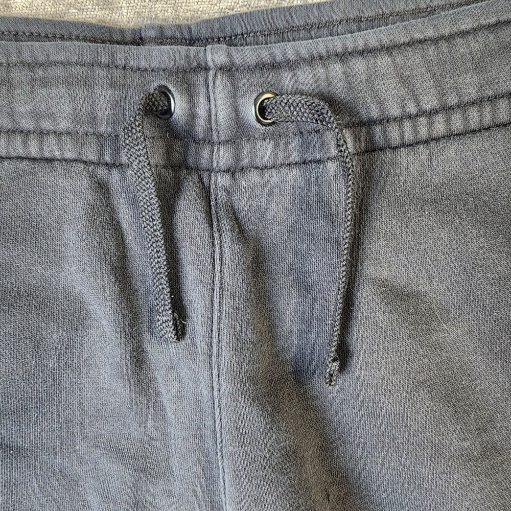 Nike Sweat Shorts Men Medium Black Fair Faded Big Swoosh Logo Fleece - Picture 5 of 10